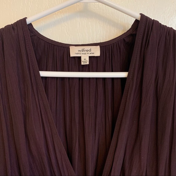 Aritzia x Wilfred Shanina Blouse - XS in Plum/Purple - Picture 7 of 10